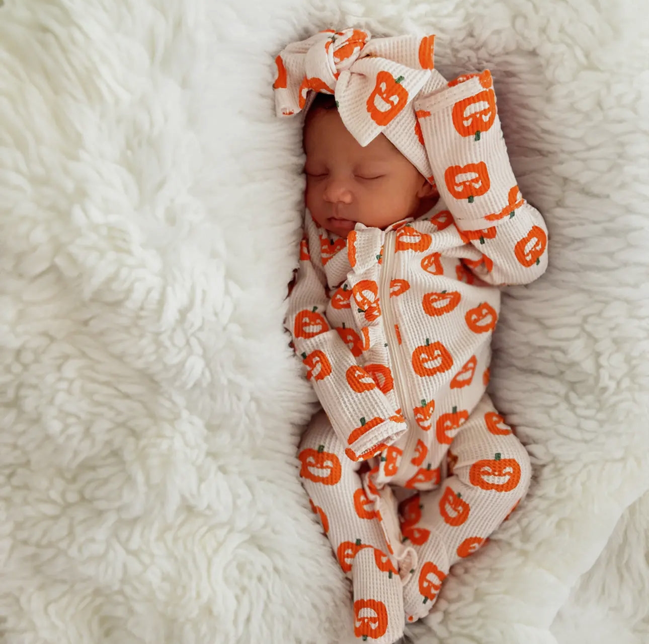 Organic Waffle Regular Zip Ruffle Footie, Jack-o-lantern